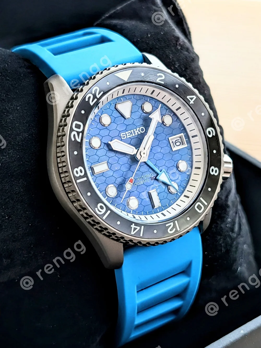 42mm Titanium Seiko Blue Honeycomb Dial GMT Automatic Diver Mod Watch Sapphire